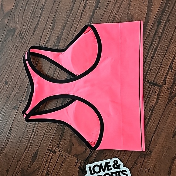New Love & Sports Seamless Sports Bra - Picture 2 of 3